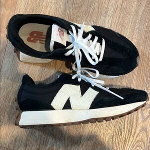 New Balance Black and White Women's Shoes
